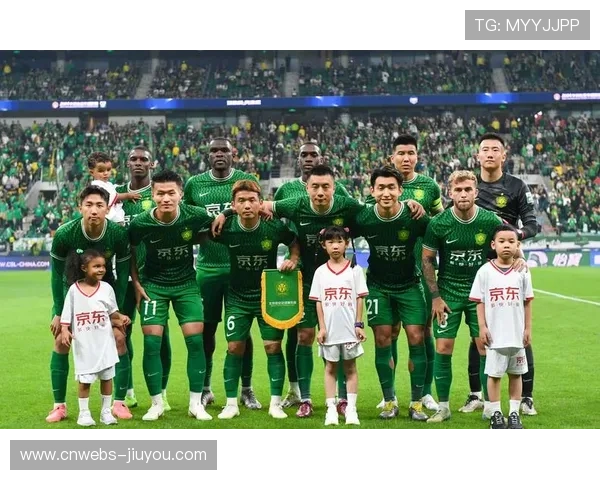 北京国安3-0完胜河南队，法比奥帽子戏法夺足协杯冠军