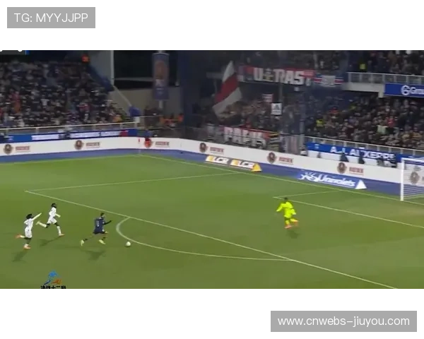 登贝莱助攻巴尔科拉制胜,巴黎边路配合成关键 登贝莱助攻巴尔科拉制胜,巴黎边路配合成关键